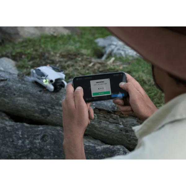 DJI Mini 4 Pro avec radiocommande DJI RC-N2