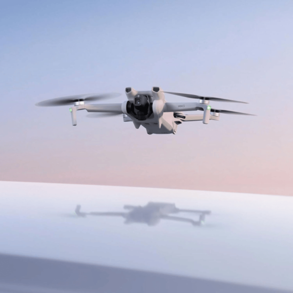 Drone – DJI – Mini 3 – Caméra 4K – Autonomie 38 min – Ultra-léger et compact