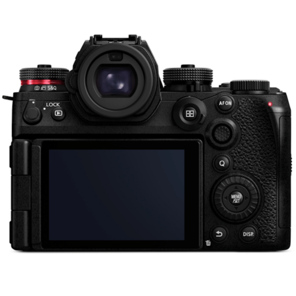 Panasonic Lumix S1R II + 24-105mm F4