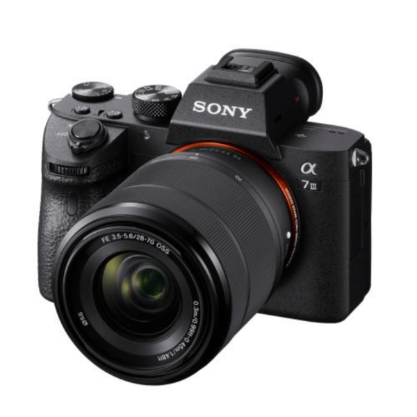 Appareil photo hybride Sony Alpha 7 III Noir + Objectif FE 28-70 mm f/3,5-5,6 Noir