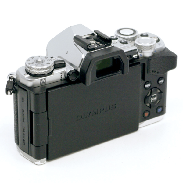 Occasion OLYMPUS OM-D E-M5 MARK II SILVER